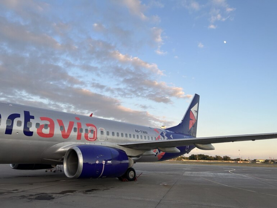 Пассажиры Пулково провели ночь в аэропорту после массовых отмен рейсов